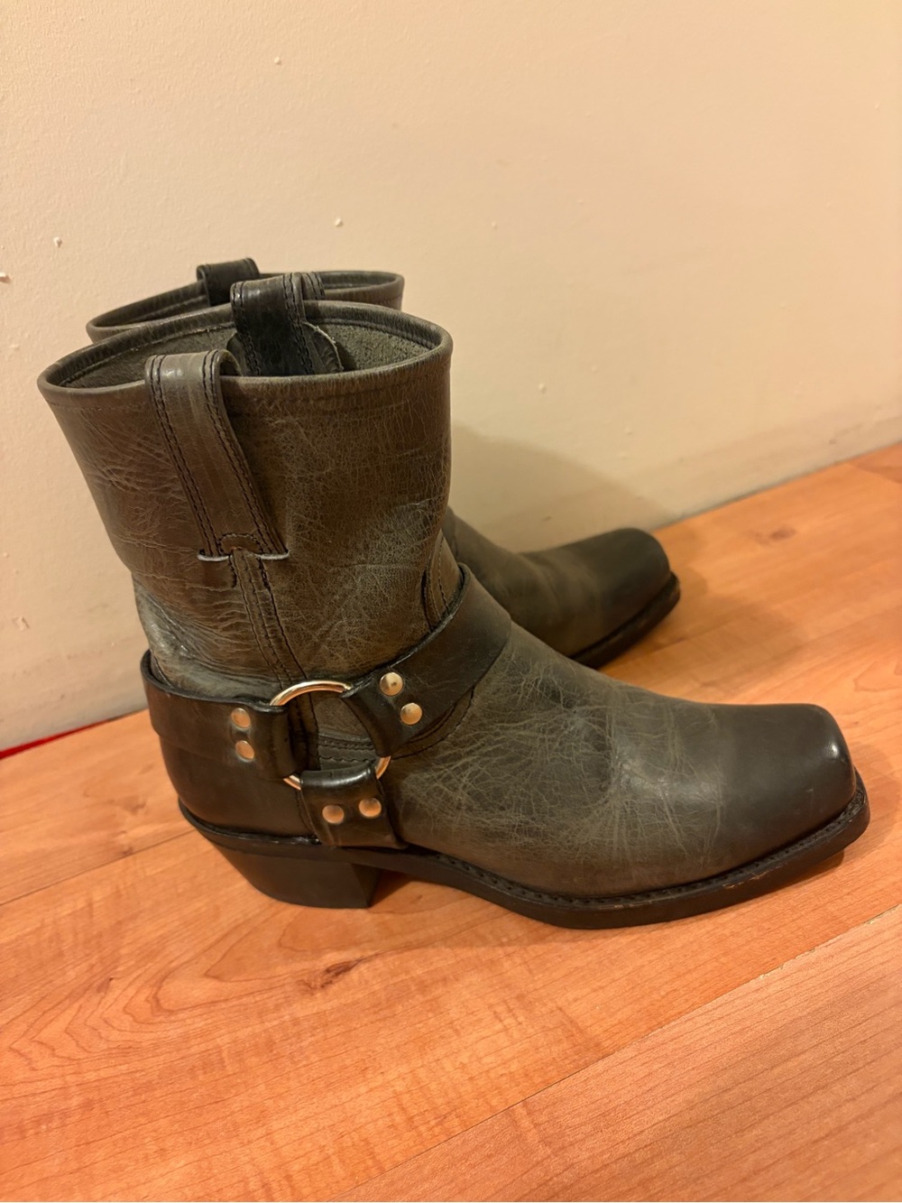 Women’s Frye Mid-Calf Harness gun metal grey